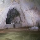 A mézgedi cseppkőbarlang