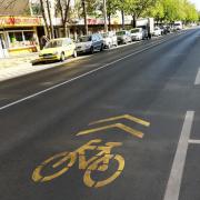 Sok volt a járdán száguldozó kerékpáros, lehet, hogy a gyalogosokat védik?