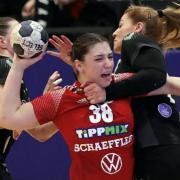 Vámos Petra, a mérkőzés eldöntője  Fotó: DVSC Kézilabda