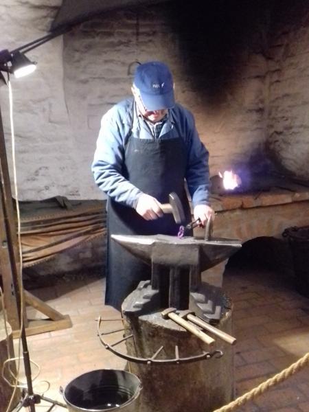 Kovácsbemutató a gyulai várban