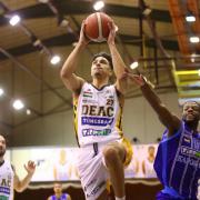 Valerio-Bodon Vincent akcióban  Fotó: DEAC
