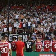 Köszönet a szurkolóknak Fotó: Derencsényi István